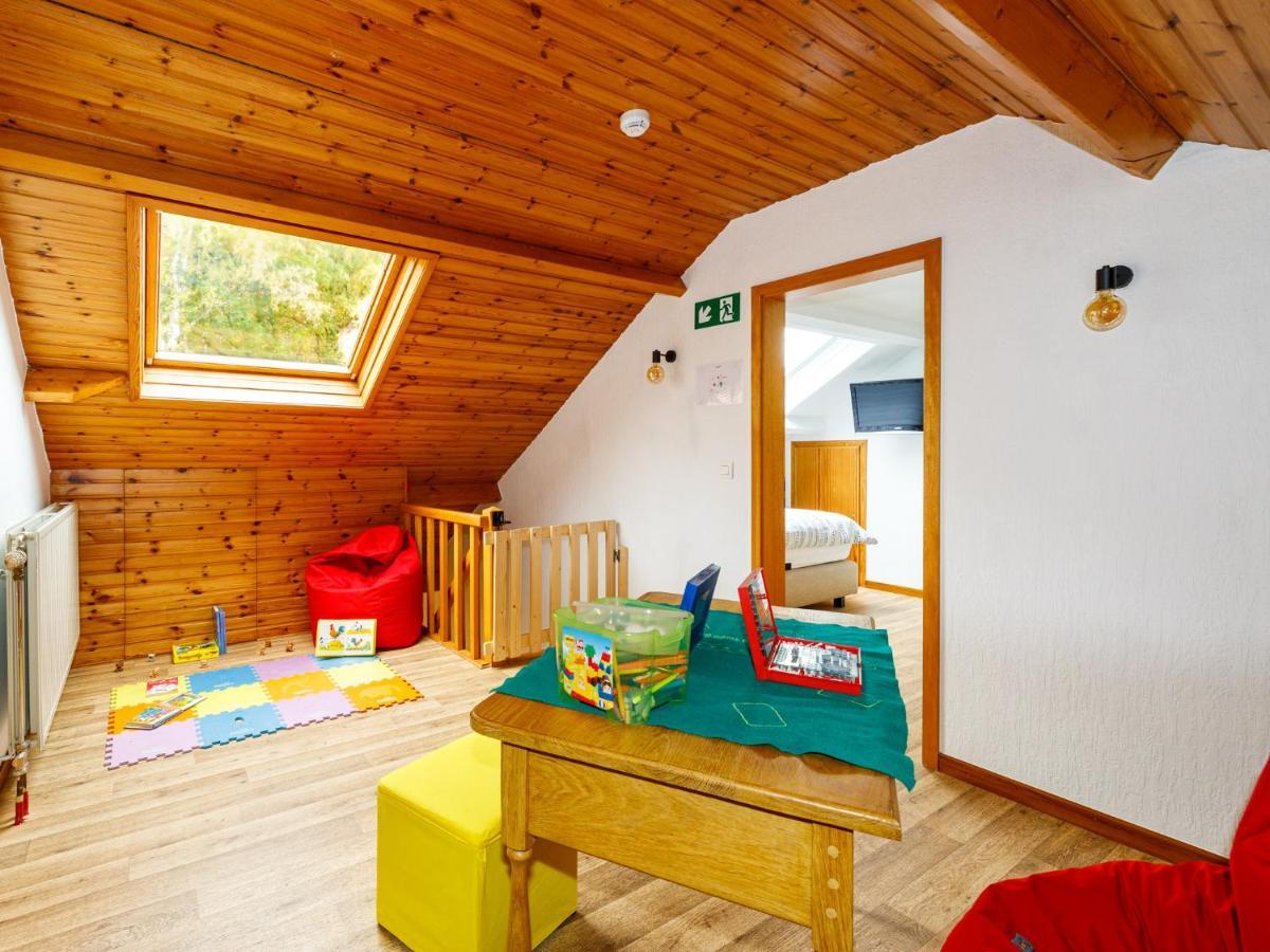 Luxueuse Et Spacieuse Villa Avec Sauna Et Piscine Malmedy Luaran gambar