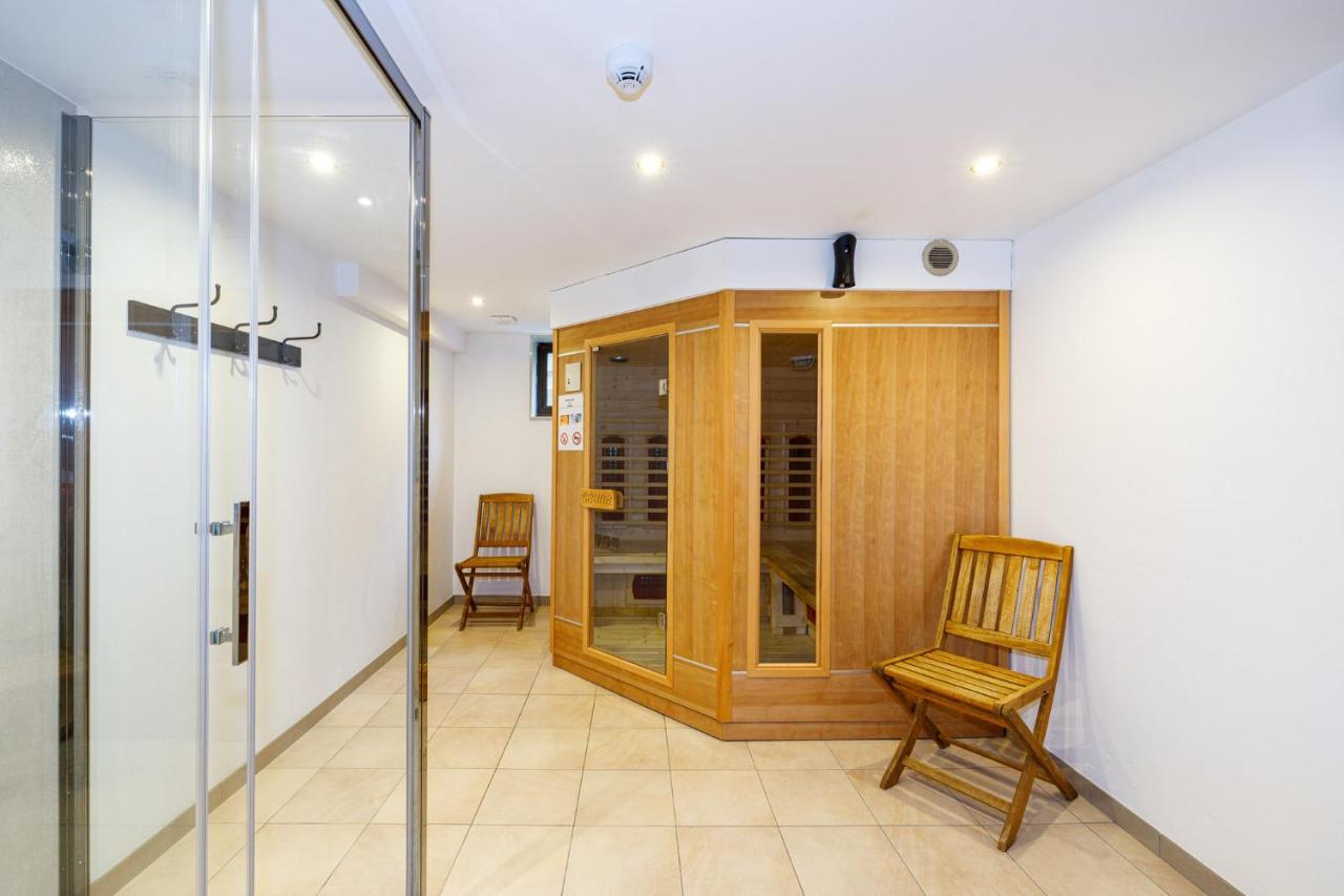 Luxueuse Et Spacieuse Villa Avec Sauna Et Piscine Malmedy Luaran gambar