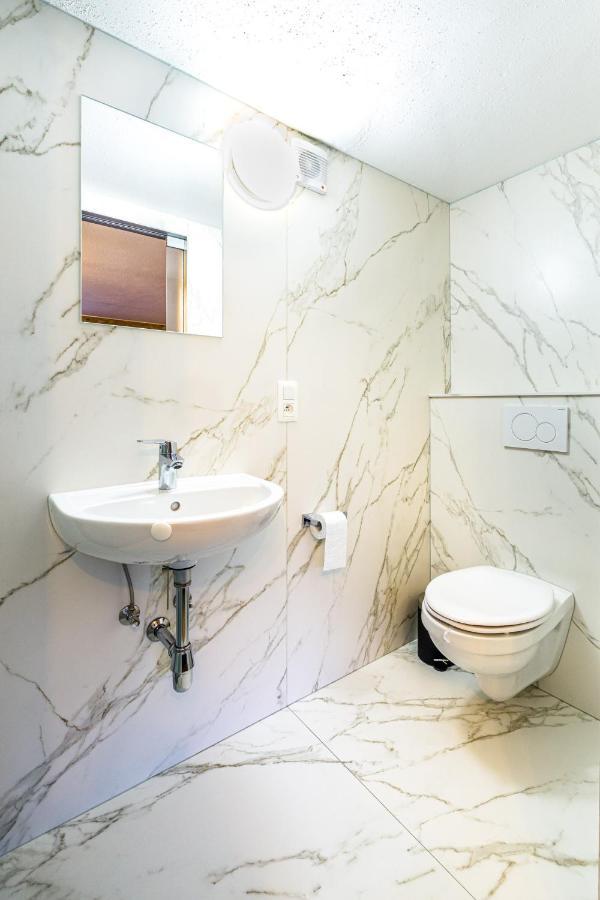 Luxueuse Et Spacieuse Villa Avec Sauna Et Piscine Malmedy Luaran gambar